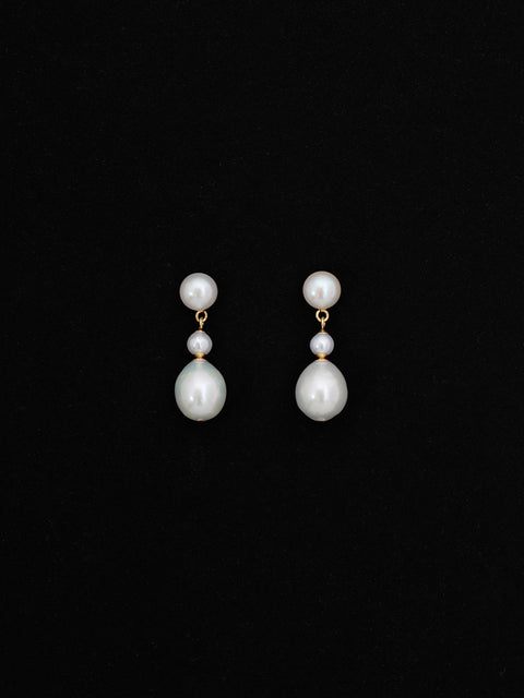 3 pearls drop earrings