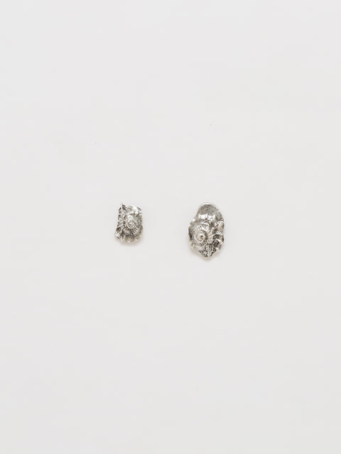 broken seashell earrings
