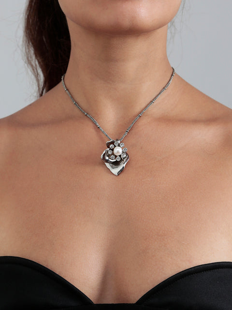 single flower necklace