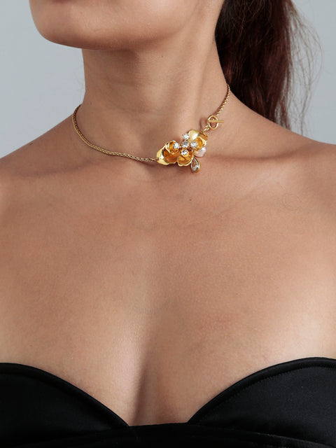 golden little flower choker