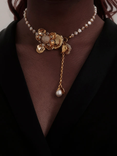 flower and pearl necklace