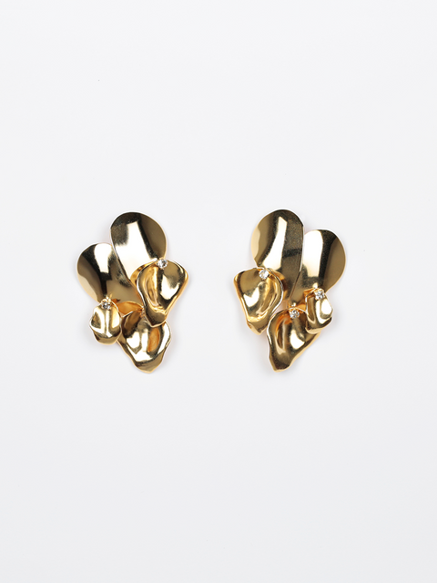heart and clustered petals earrings