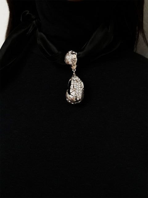 crystallized molten pendant and handkerchief