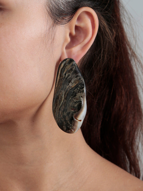 mismatched shells drop earrings II