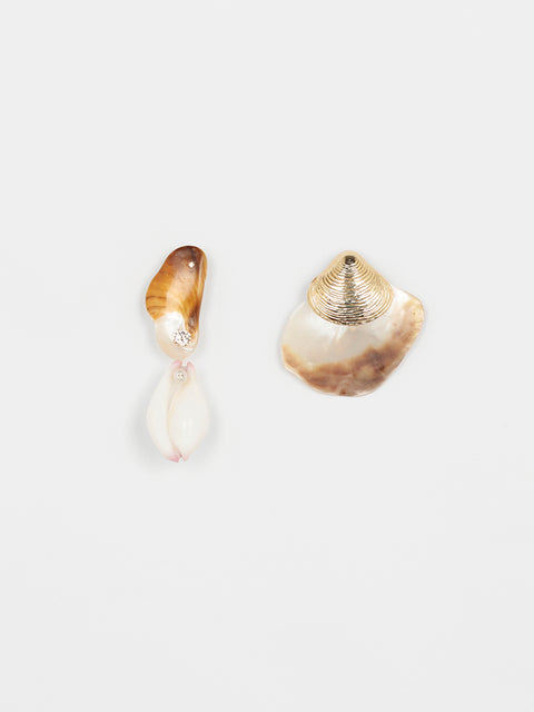 mismatched seashells drop earrings