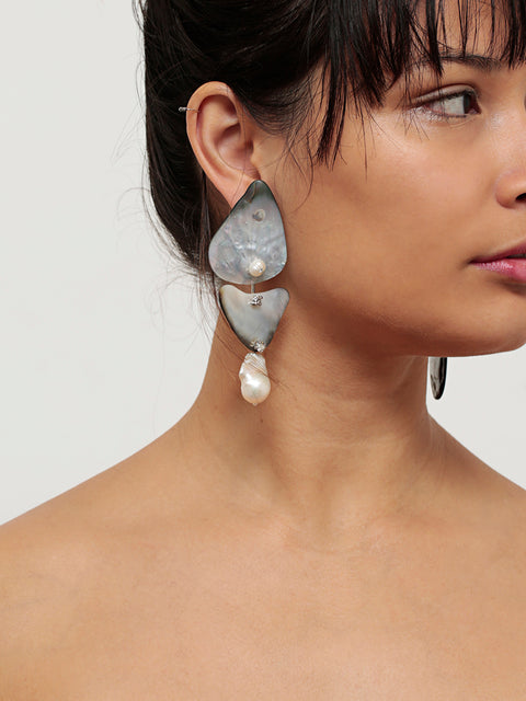 mobile black mother of pearl shell drop earrings