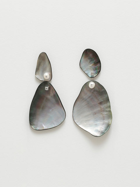 mismatched black mother of pearl shell drop earrings