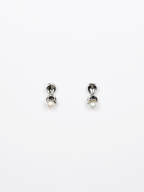 mini clustered petals and baroque pearl drop earrings