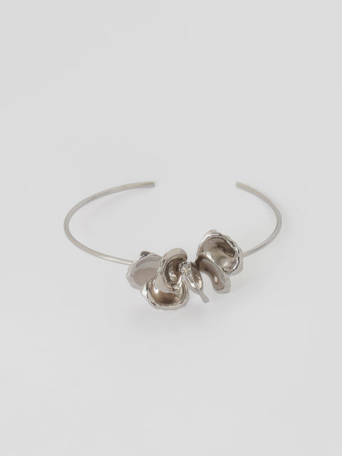 cluster of petals neck-cuff