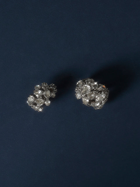set of 2 scattered ear-cuffs