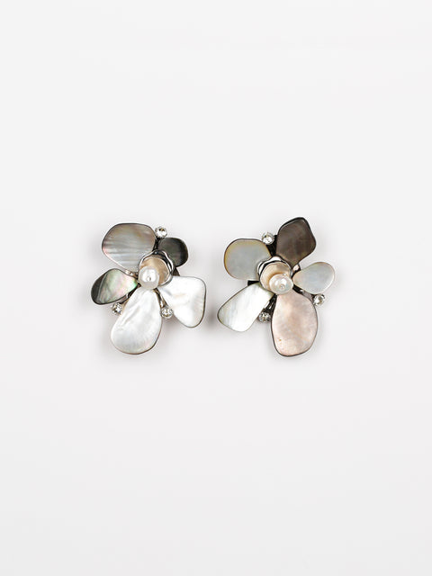bmop shell flower earrings