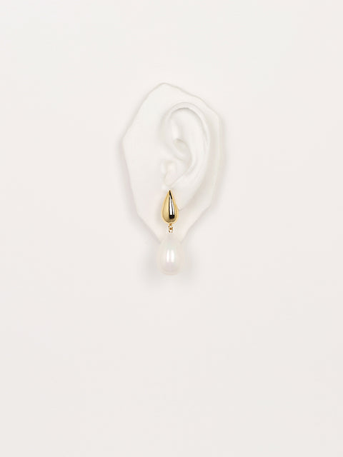 RS.IL.E.027 | LARGE PEARL TEAR DROP EARRINGS