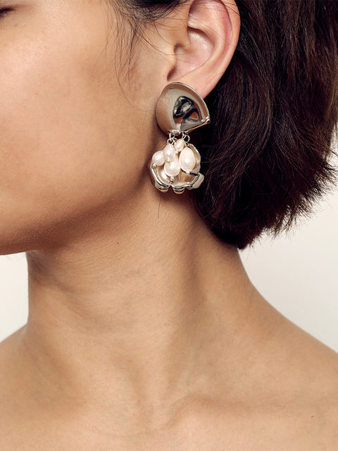 clustered pearls earrings