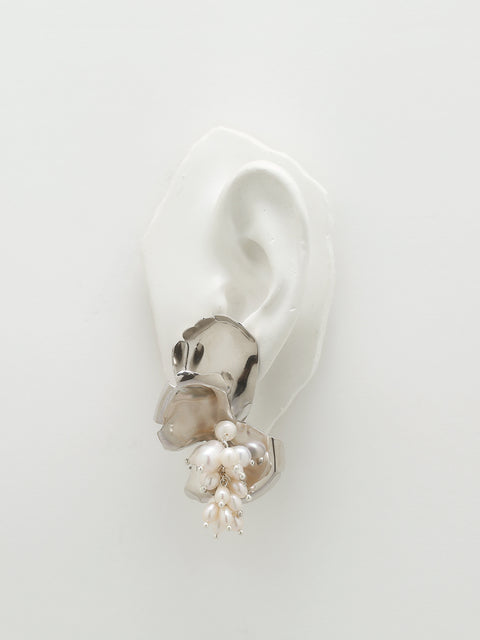 RS.IL.E.034 | CLUSTERED PEARLS DROP EARRINGS