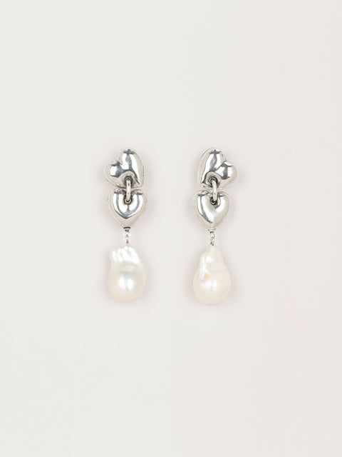 RS.LH.E.005 | 2 HEARTS, 1 PEARL EARRINGS