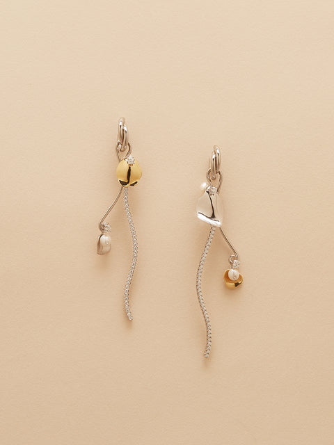 RS.UA.E.001 | DRAPED PETAL AND CRYSTAL EARRINGS