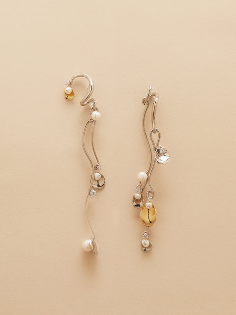 RS.UA.E.002 | MISMATCHED DRAPED PETAL AND CRYSTAL EARRINGS