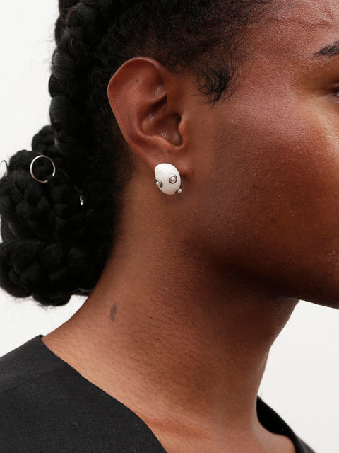 crystal studded white moon shell mismatched hoop earrings