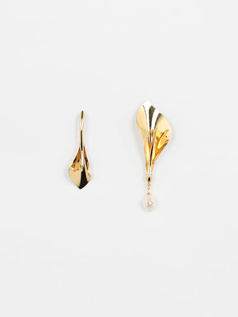 mismatched lily earrings