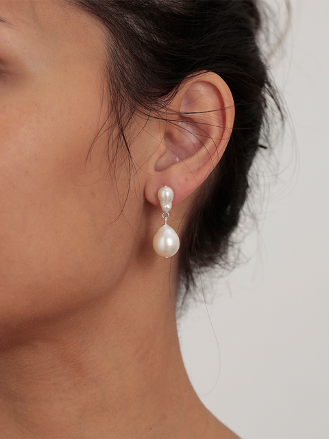 two pearls drop earrings