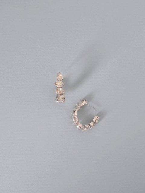 single scattered hoop