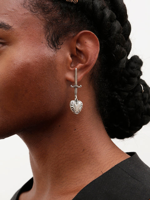 antique gothic drop heart earrings